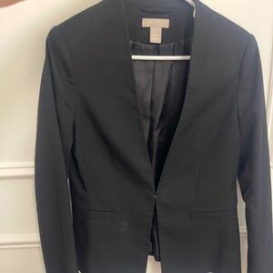 Black H&M blazer size 6